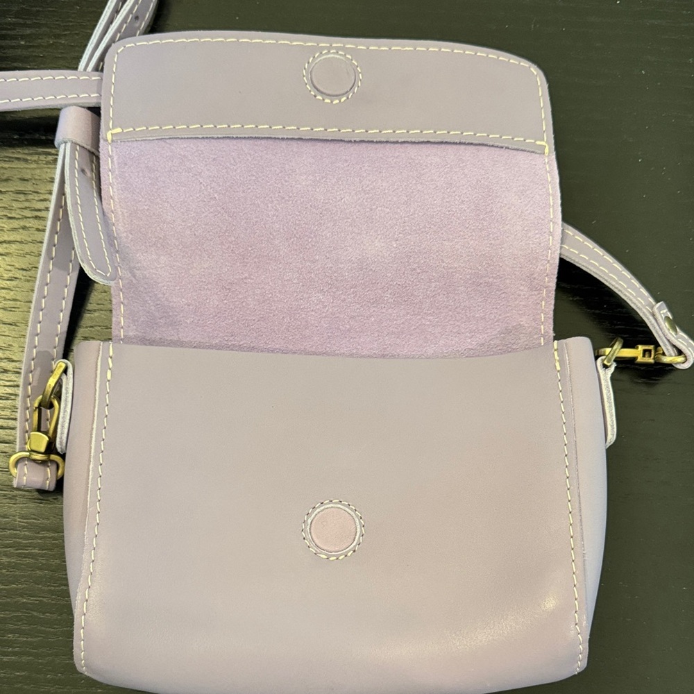 Portland Leather Lavender Metro Crossbody - Picture 3 of 3
